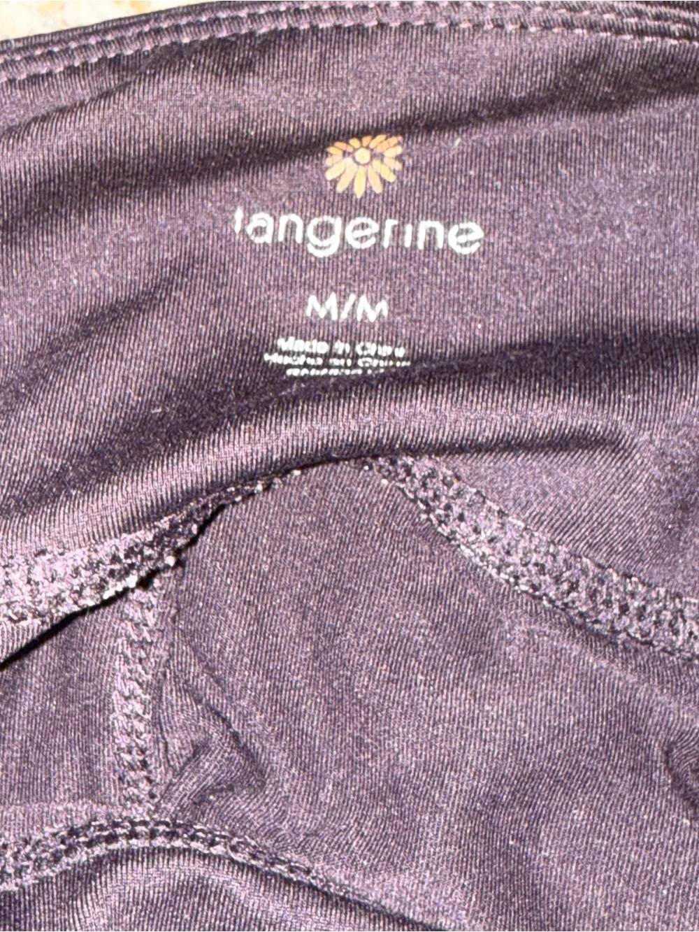 Mixed Activewear Leggings Bundle in Gray, Navy, Black & Plum - Picture 3 of 7